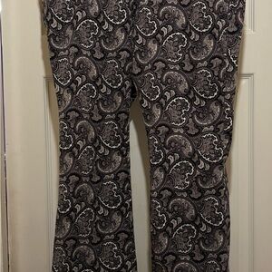 IMAN Black and White Paisley Print Trousers